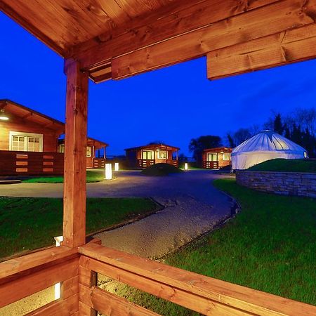 Giltraps Townhouse & Glamping Hotel Kinnitty Kamer foto