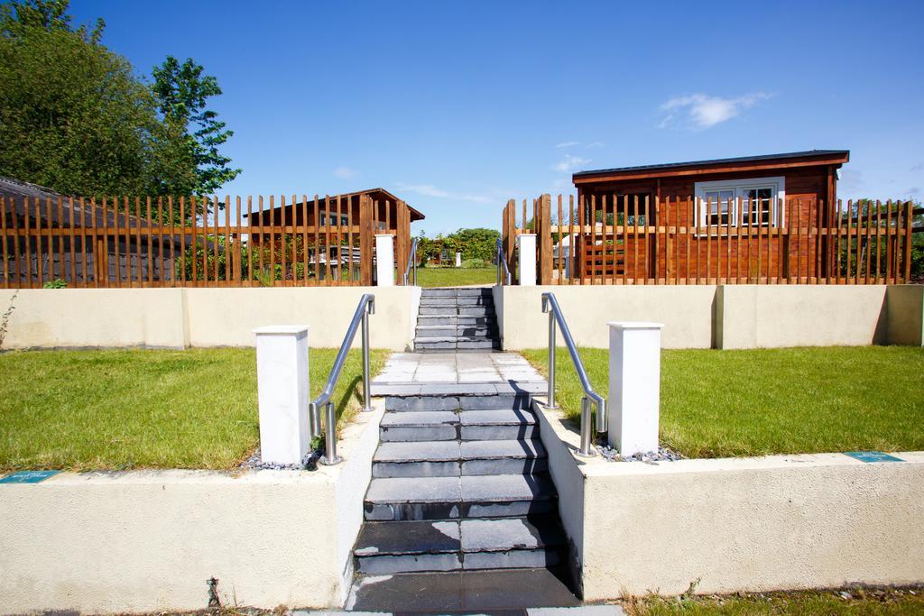 Giltraps Townhouse & Glamping Hotel Kinnitty Buitenkant foto