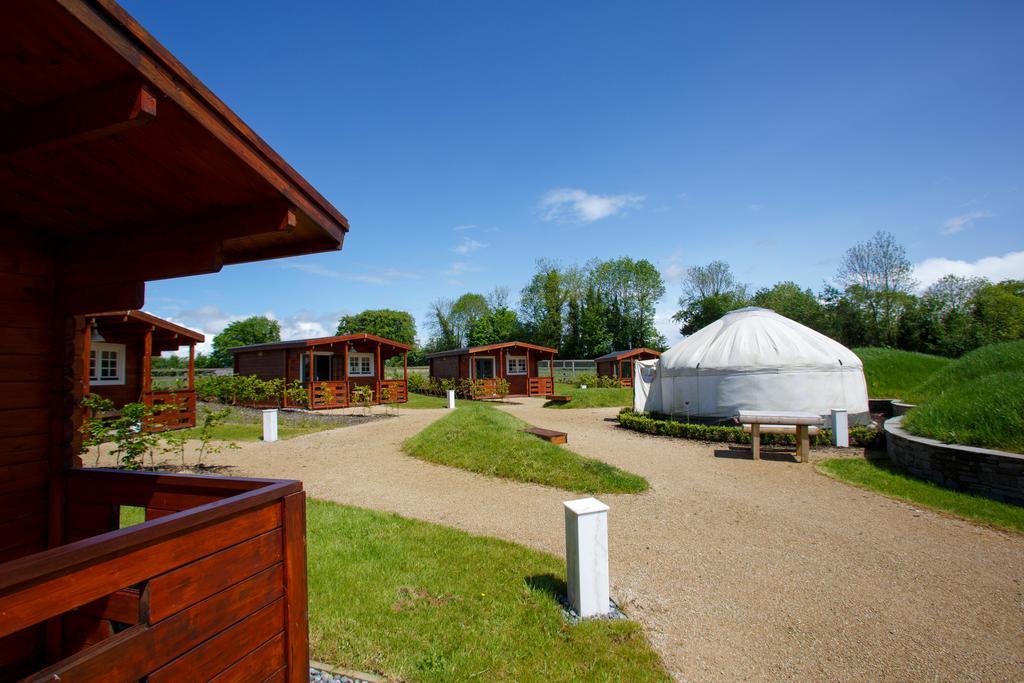 Giltraps Townhouse & Glamping Hotel Kinnitty Buitenkant foto